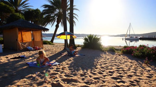 Top 5 campings 4 étoiles pour familles à Port Grimaud